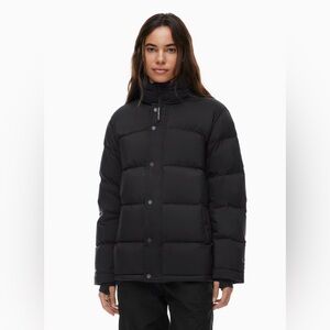 NWT unworn Aritzia Super Puff S 2024